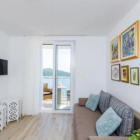 Lazarin - One Bedroom With Balcony And Sea View 2 Mali Apartment