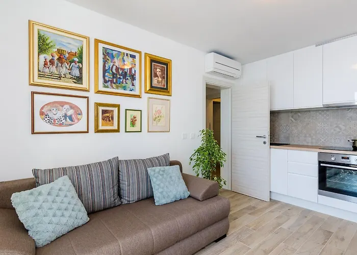 דירה Lazarin - One Bedroom With Balcony And Sea View 2 Mali