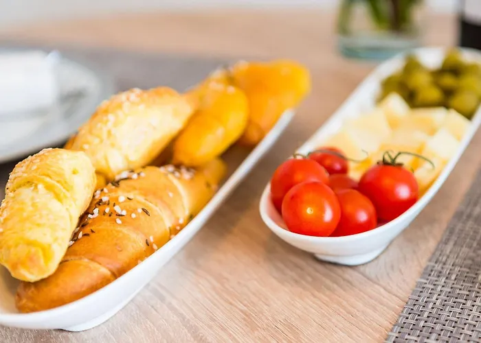 Lazarin - One Bedroom With Balcony And Sea View 2 Mali